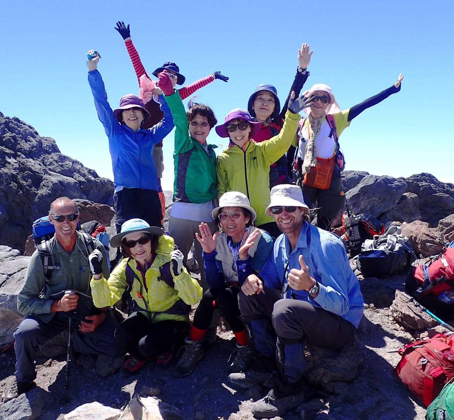 2月16日出発「NZ北島の名峰ルアペフ山、タラナキ山登頂とトンガリロ・クロッシング 9日間」