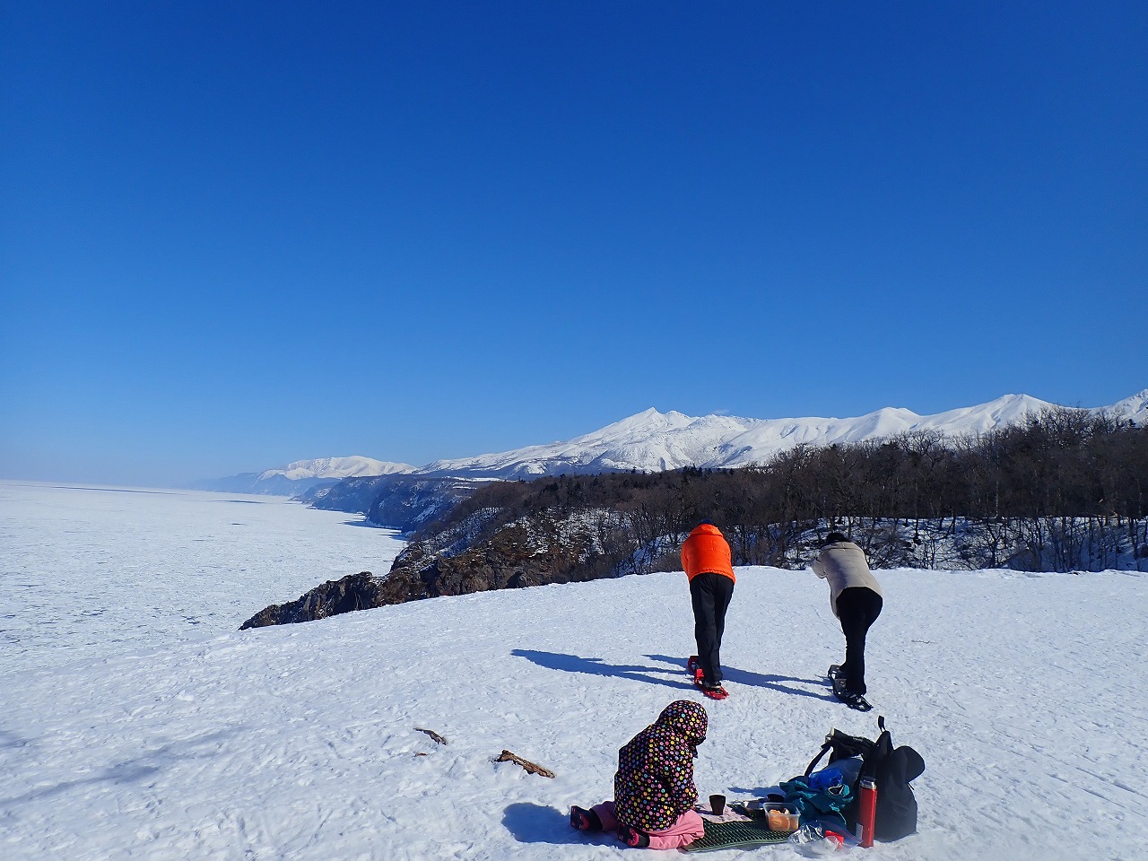 樹氷・藻琴山スノーシュー登頂と<br>冬の知床大自然ハイキング、流氷ウォーク 4日間