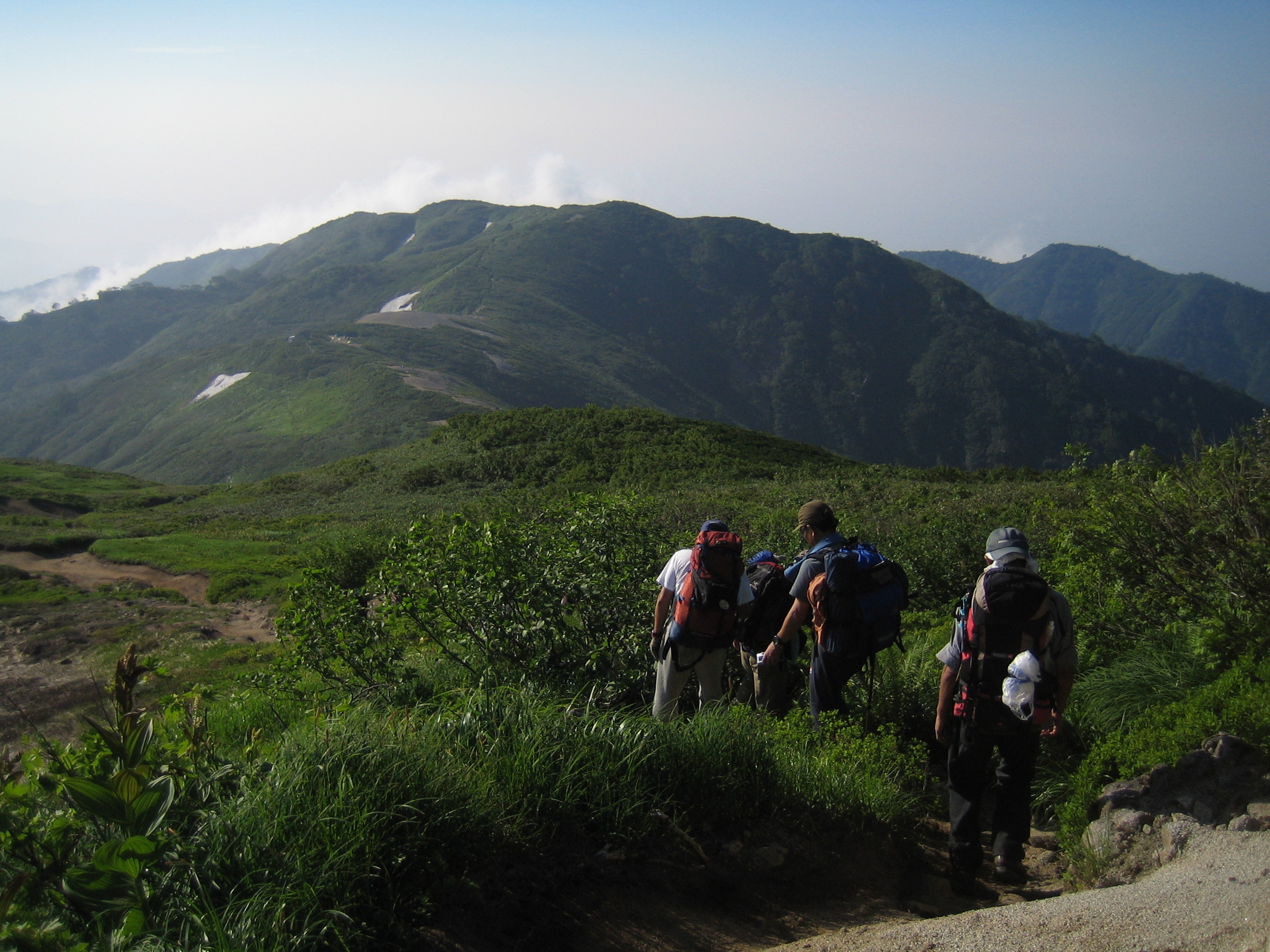 ツアーリーダーの紹介｜アルパインツアー・海外国内のハイキング、トレッキング、登山ツアー