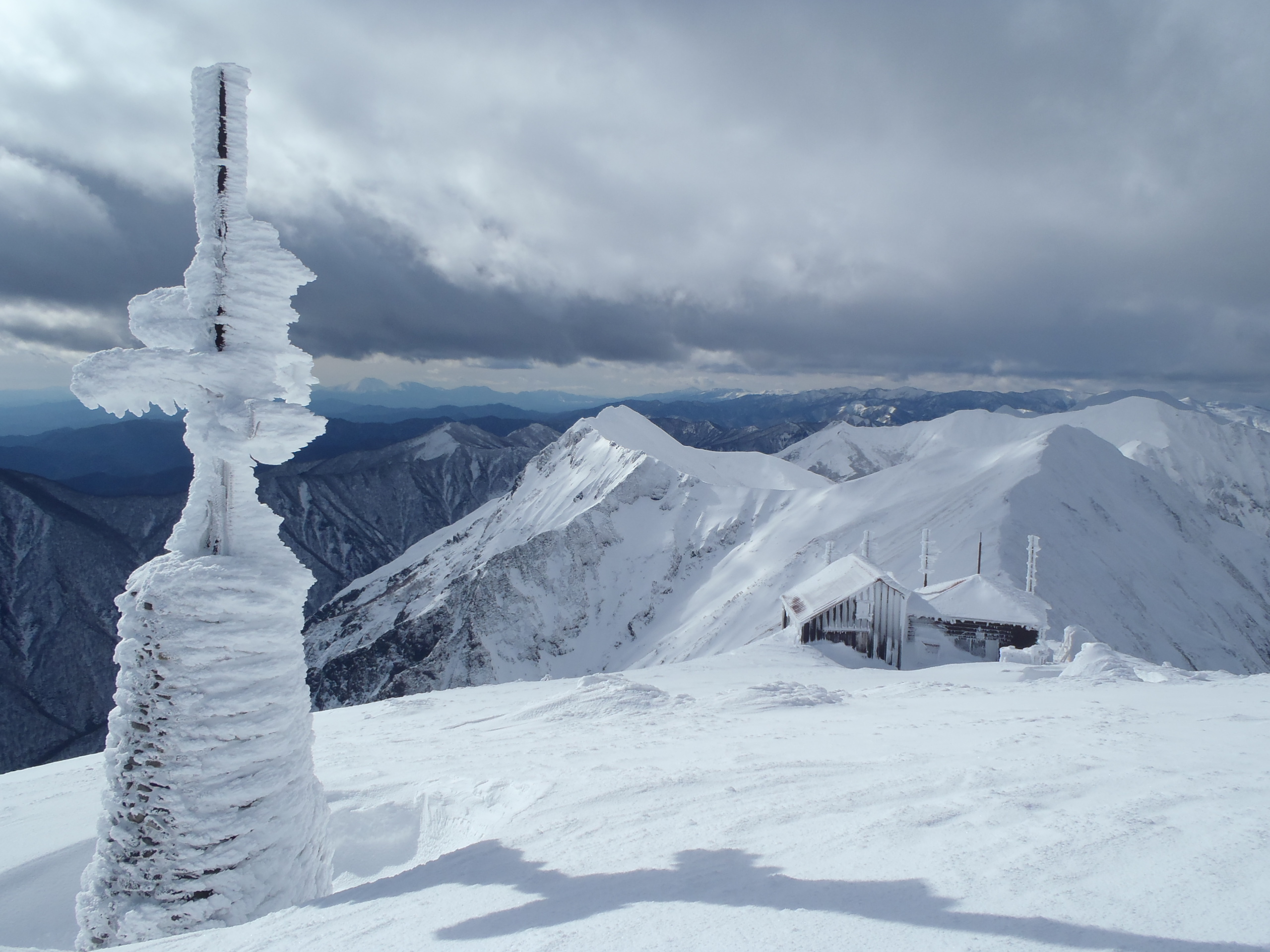 雪山講習会（ＳＴＥＰ１）　谷川岳（天神尾根）2日間<br>～雪の谷川岳登頂と天神平雪上講習会～