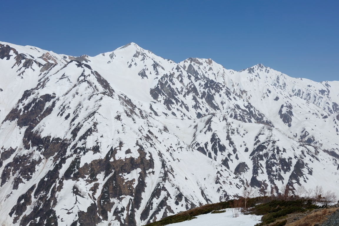雪山講習会（ＳＴＥＰ２）　唐松岳　2日間<br>～八方尾根から剱岳・後立山連峰のパノラマ広がる山頂へ～