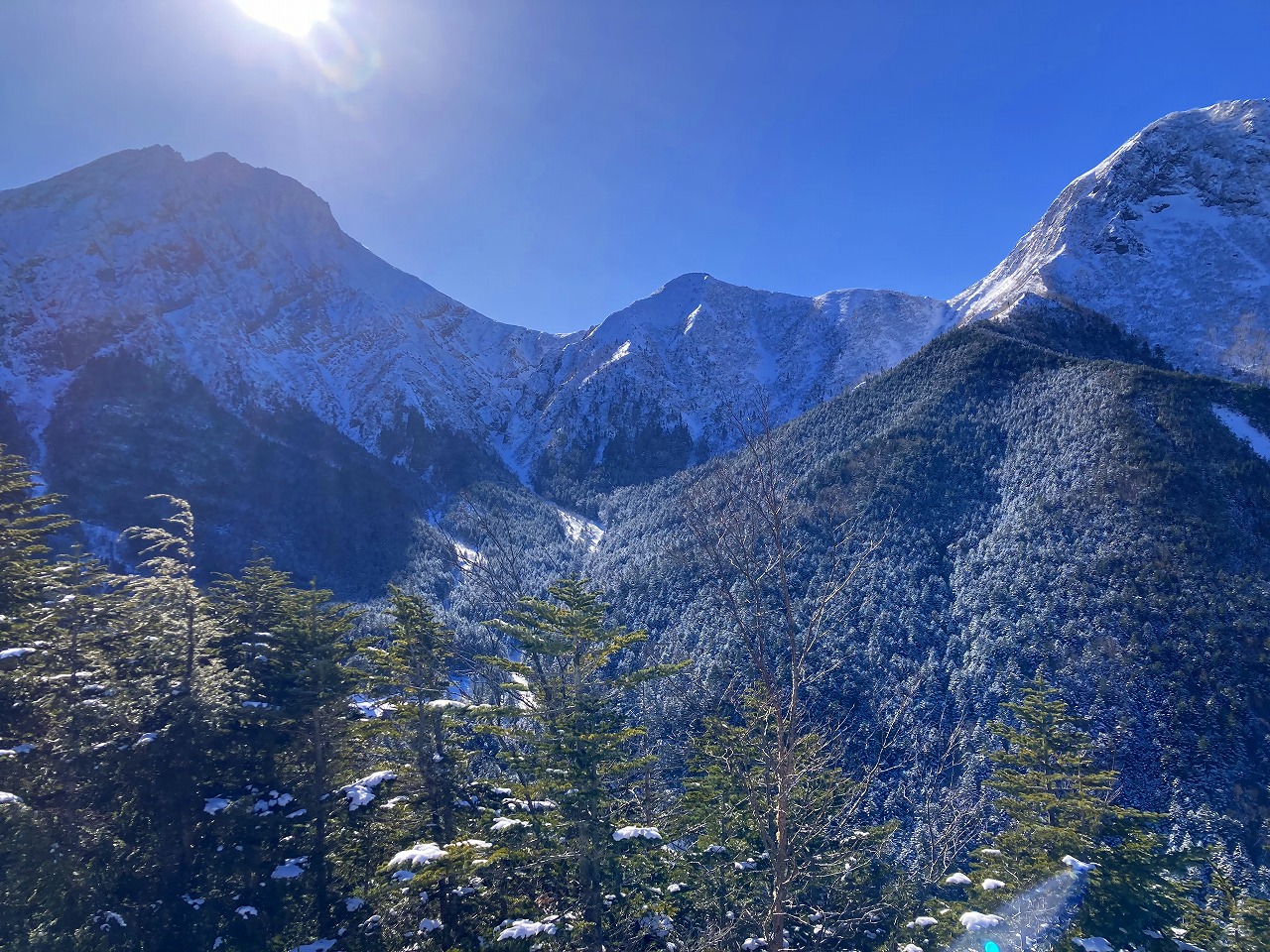 初めての雪山歩き・冬の赤岳鉱泉泊<br>雪山講習会（入門）　南八ヶ岳スノーハイク　2日間