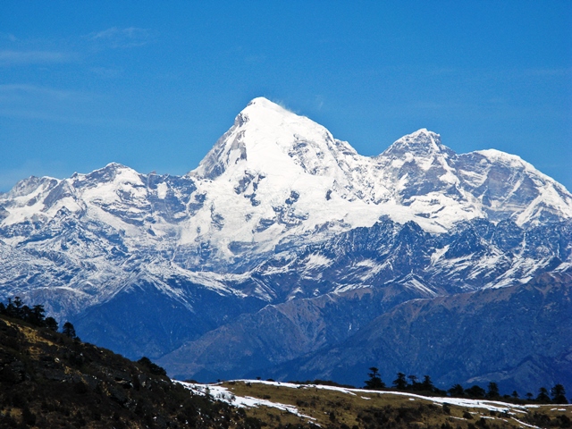 チェレ峠からのぞむ女神の山チョモラーリ（7,314m）