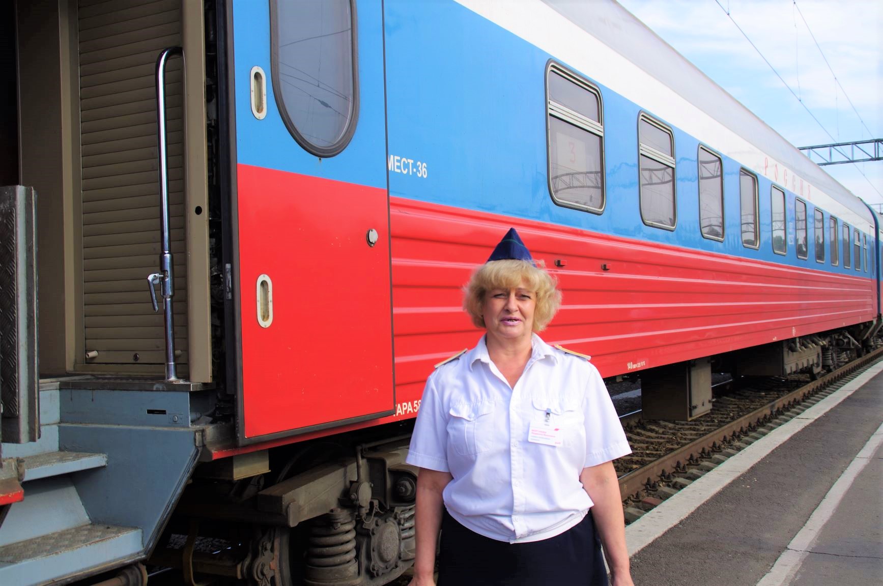 シベリア鉄道の女性車掌