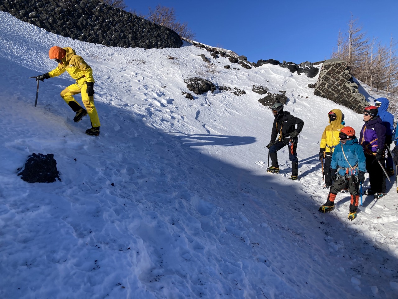  雪上講習・富士山佐藤小屋周辺（雪山STEP1～3対象）