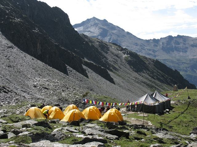 カールの中にある第１キャンプ（4,300m）