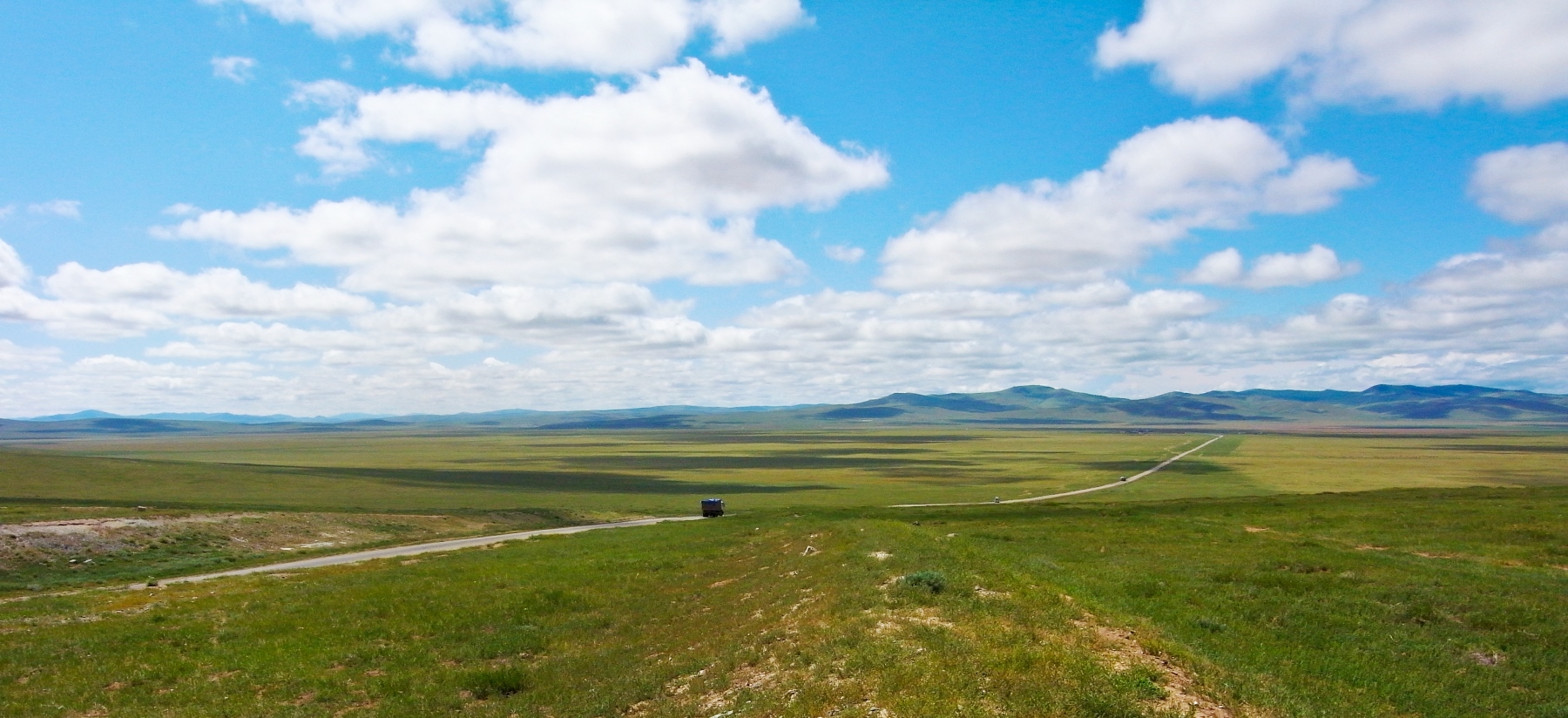 いかにもモンゴルらしい大草原が広がる