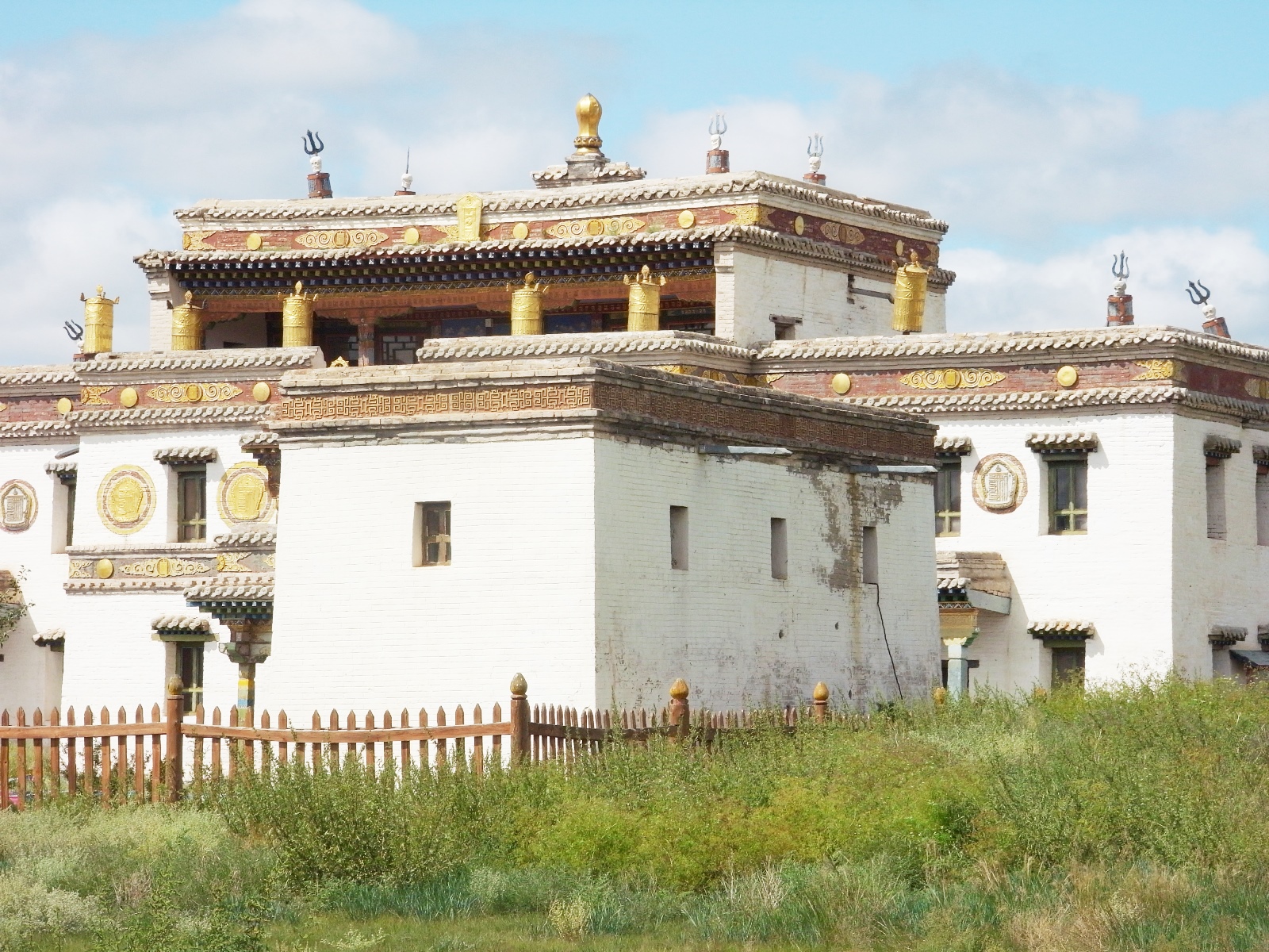 モンゴル最古のチベット仏教寺院エルデニ・ゾー