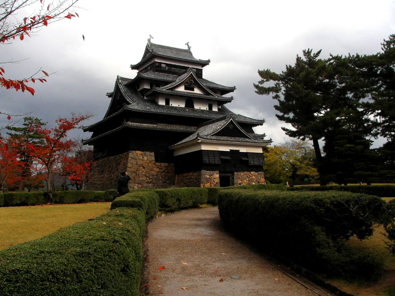 国宝松江城は、全国で現存する唯一の正統天守といわれる