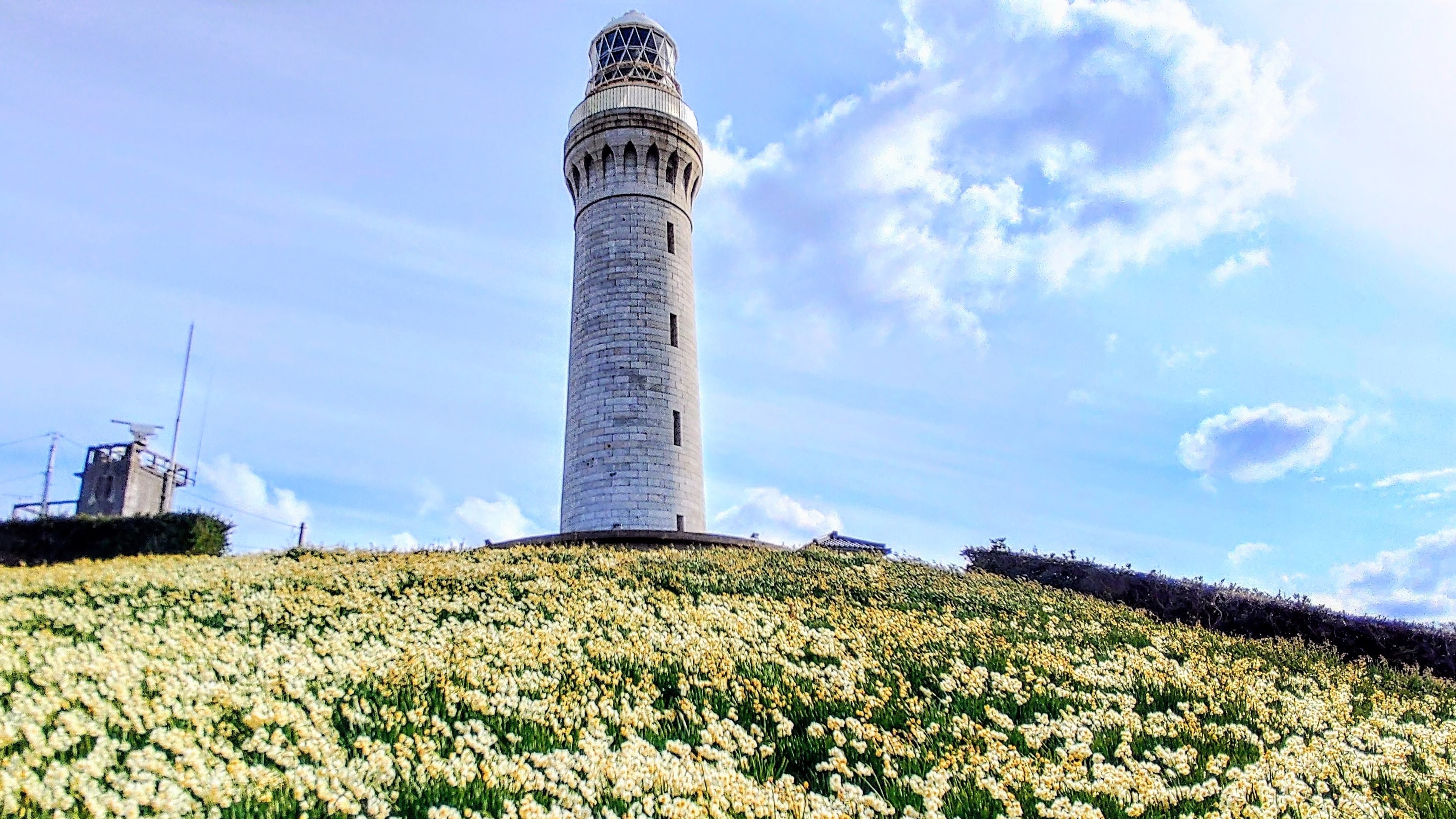 日本海初の洋式灯台・角島灯台