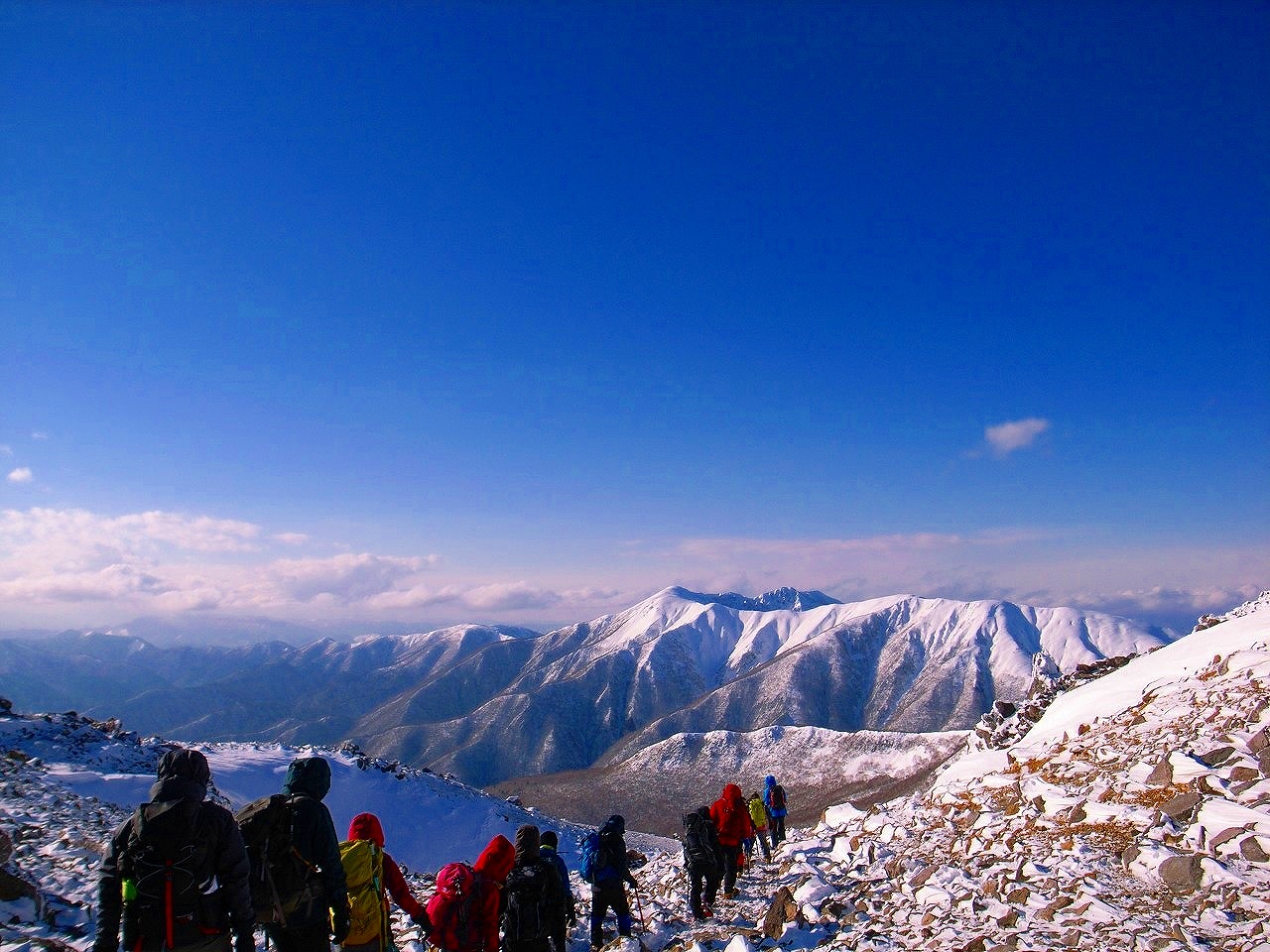 雪山講習会（入門） 那須・茶臼岳 日帰り<br>～軽アイゼンで登る雪の